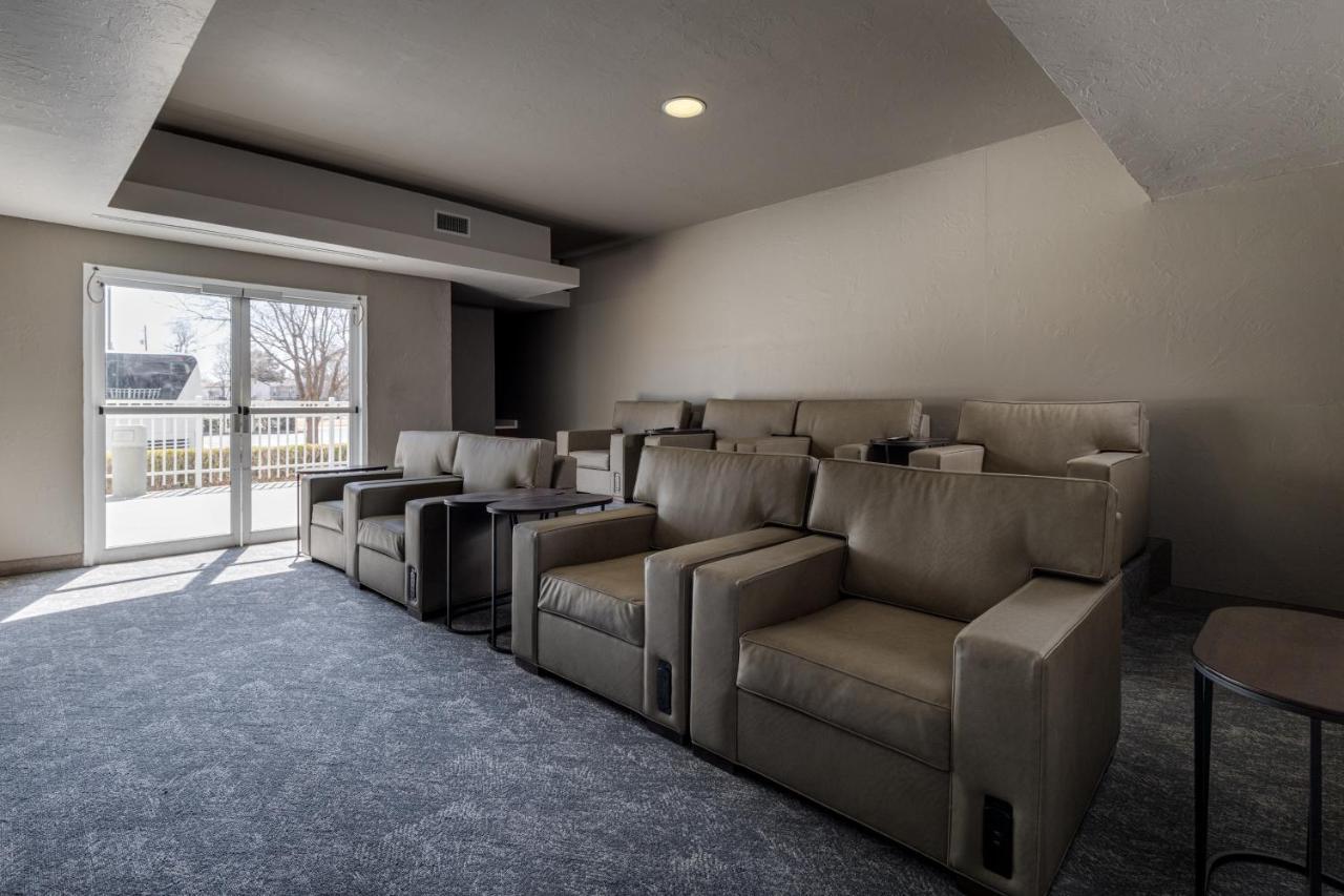 Mysuites Лотон Экстерьер фото